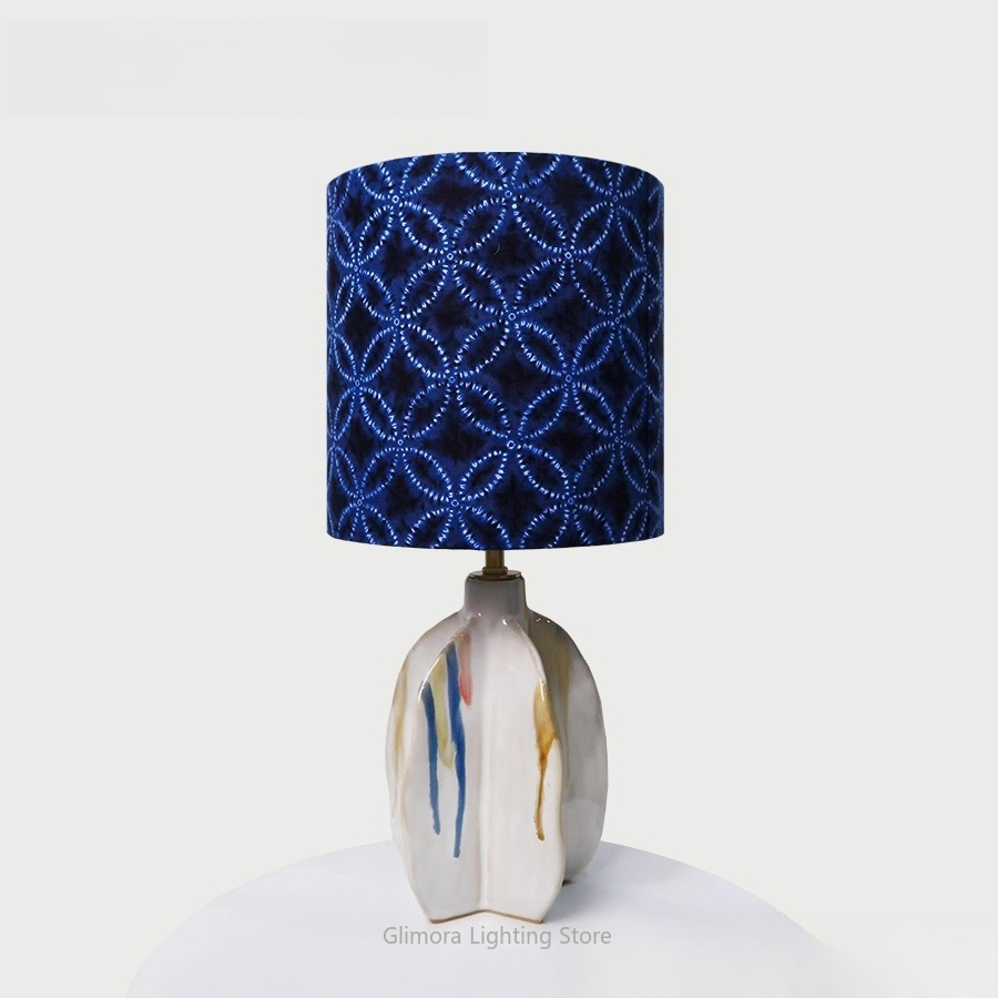Century Textile & Sewing Supply Photos - Lampada da tavolo in tessuto Liberty: