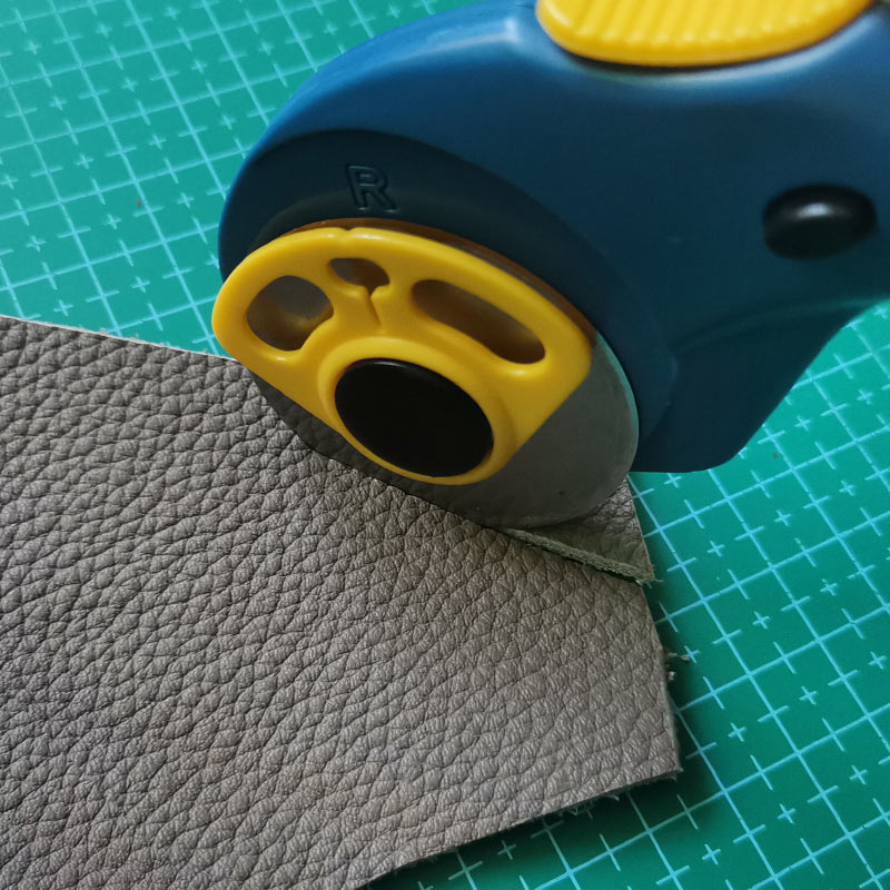 Rotary Cutter Patchwork Leathe - Textile Sewing Kit recensione e prezzo