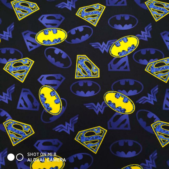 Bandai Batman Anime 100 Tessut - Textile And Sewing Materials recensione e prezzo