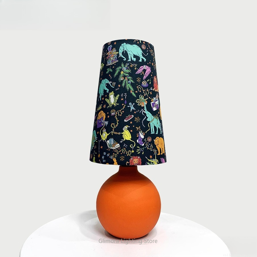 Lampada da tavolo con sfera ar - Century Textile & Sewing Supply Photos recensione e prezzo