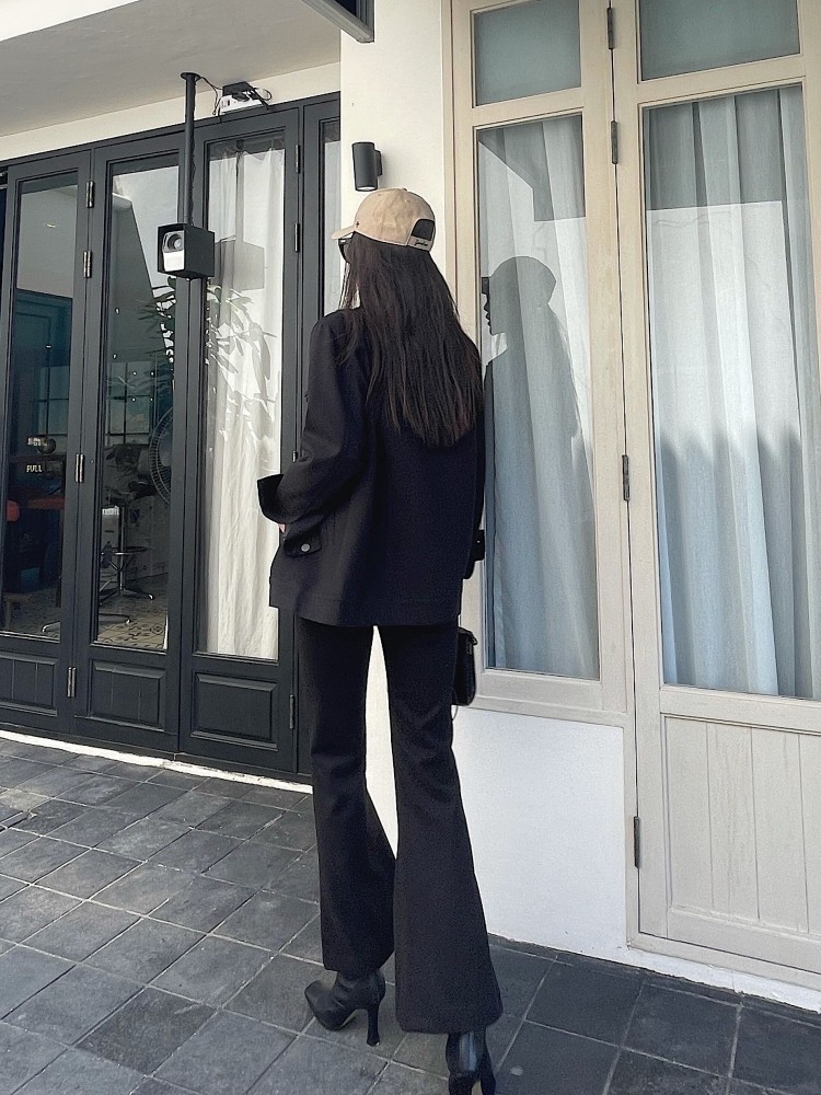 Nuovo Completo Autunnale con G - Shoulder Pad Set In recensione e prezzo