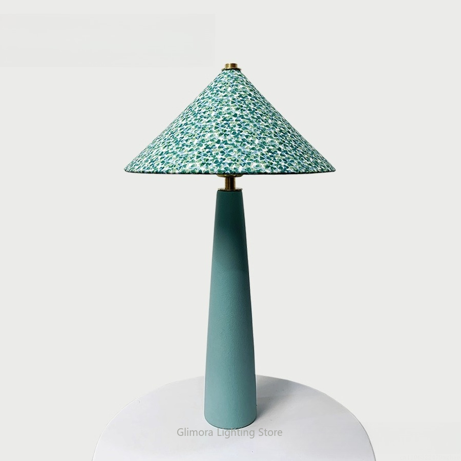 Lampada da tavolo a forma di o - Century Textile & Sewing Supply Photos recensione e prezzo