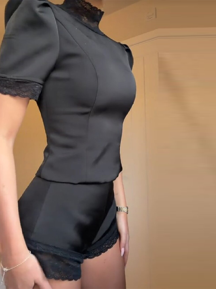 Nuovi Completi Corti in Raso c - Shoulder Pad Set In recensione e prezzo